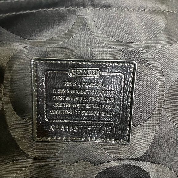 Coach snap in pouch black canvas zipper top - Picture 4 of 4